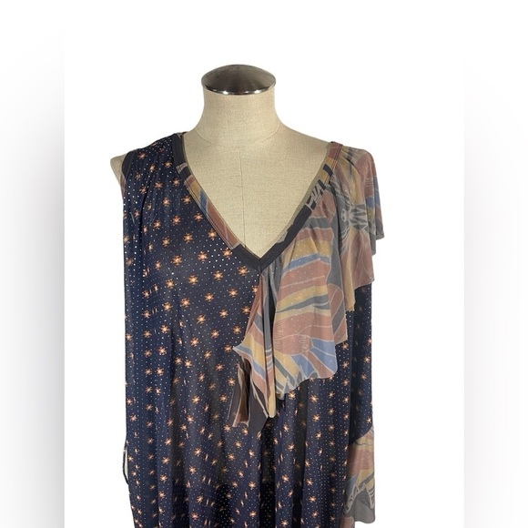 NWT Free People Kimono dress ruffle v-neck extra small/small swim coverup - Picture 4 of 9